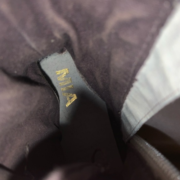 MIA dark brown canvas boots- size 10 - Picture 5 of 5